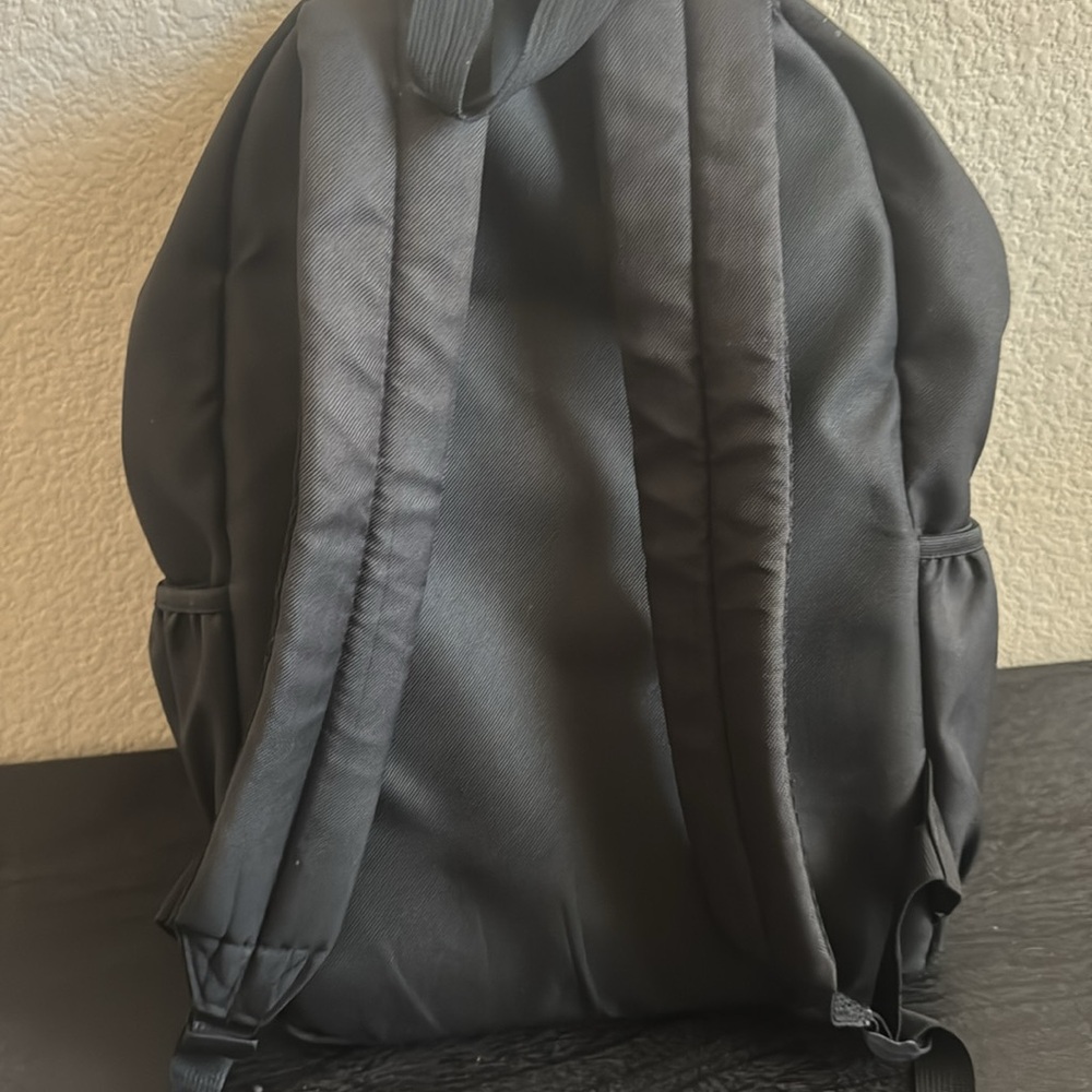 In N Out Backpack - Picture 5 of 6